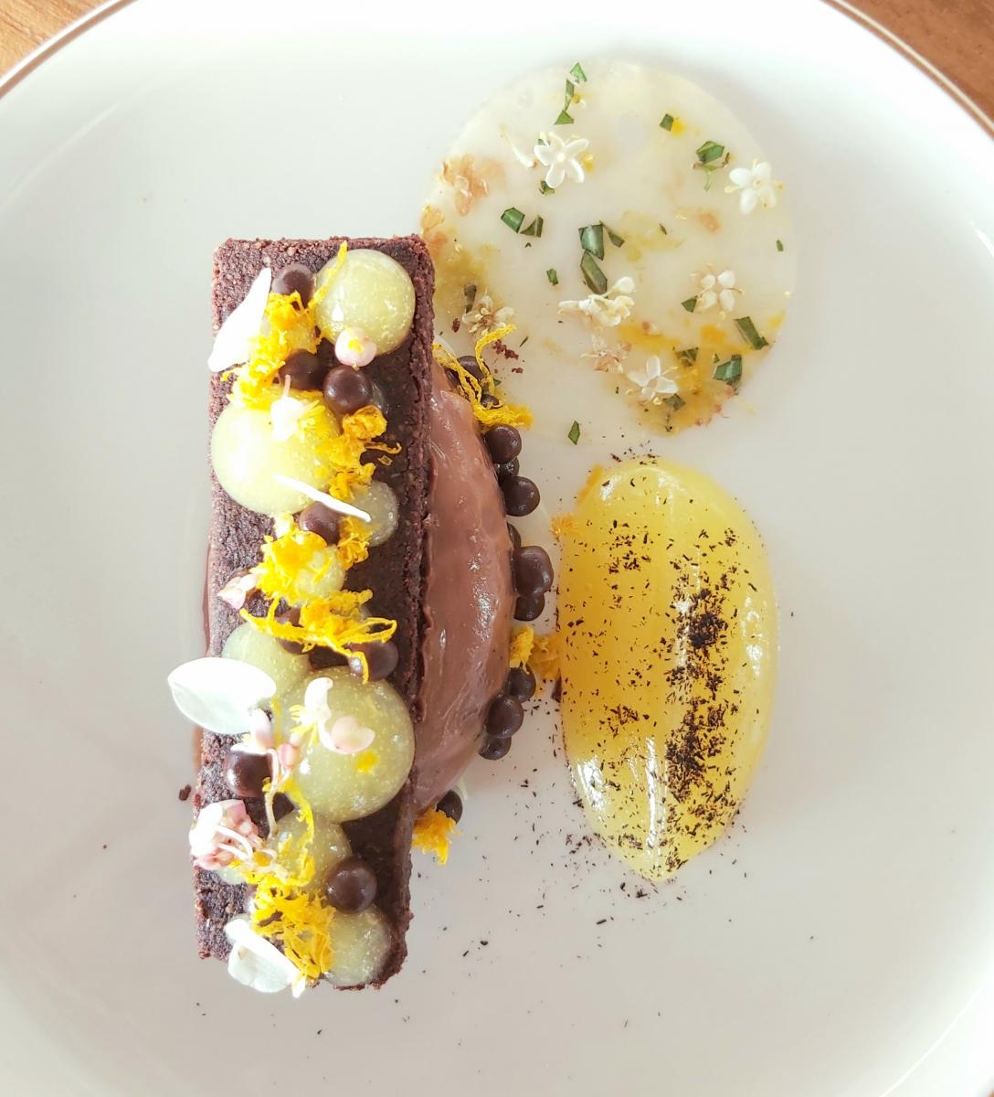 Restaurant & Bar
Plaisirs gustatifs dans un cadre exceptionnel