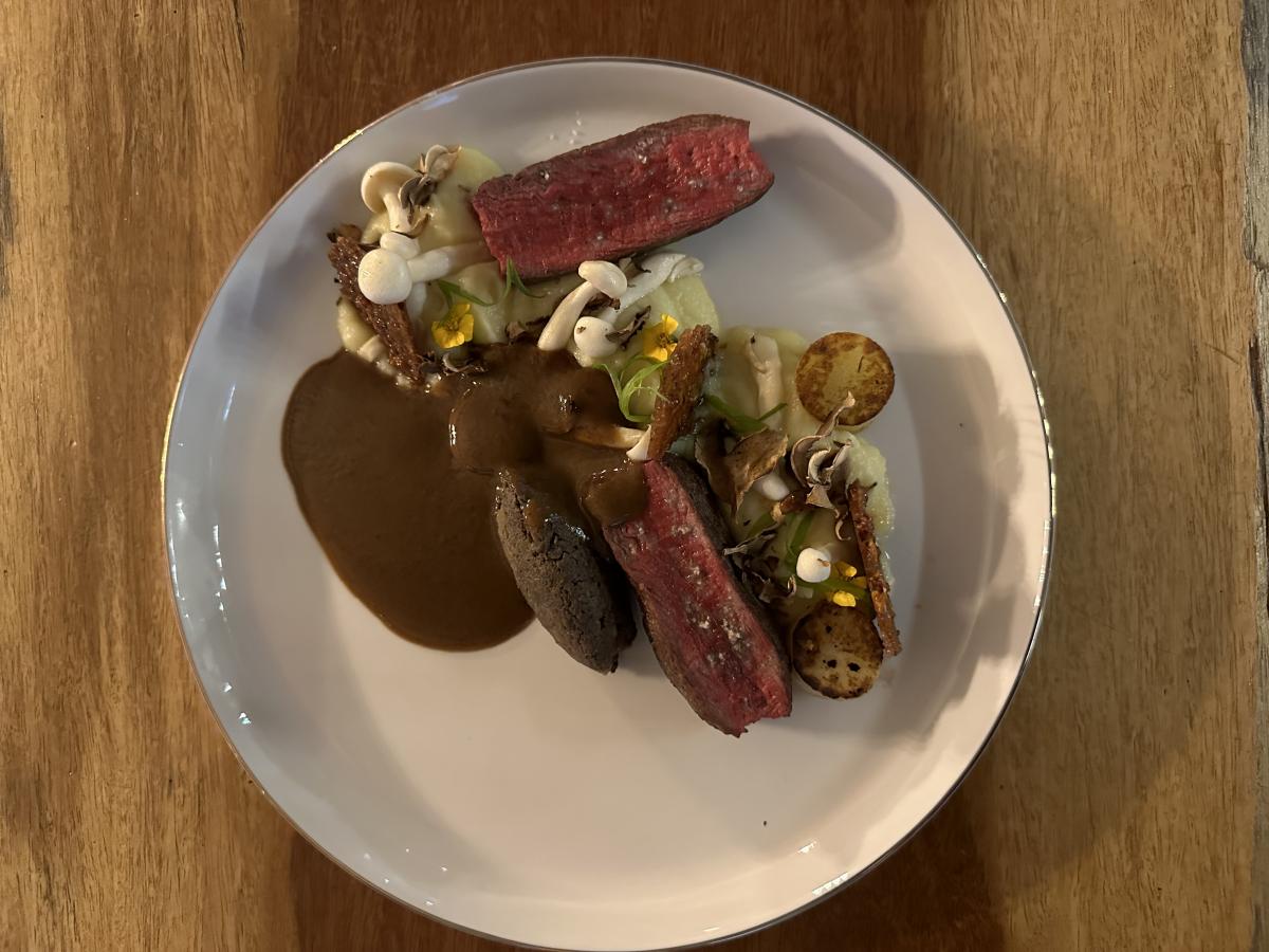 Restaurant & Bar
Plaisirs gustatifs dans un cadre exceptionnel